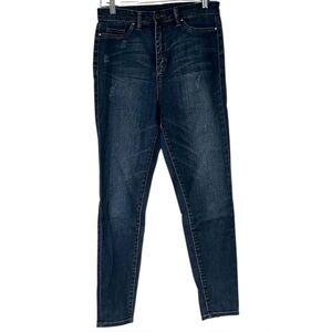 Blank NYC Classique Modern Dark Blue mid-rise Skinny ankle Jeans